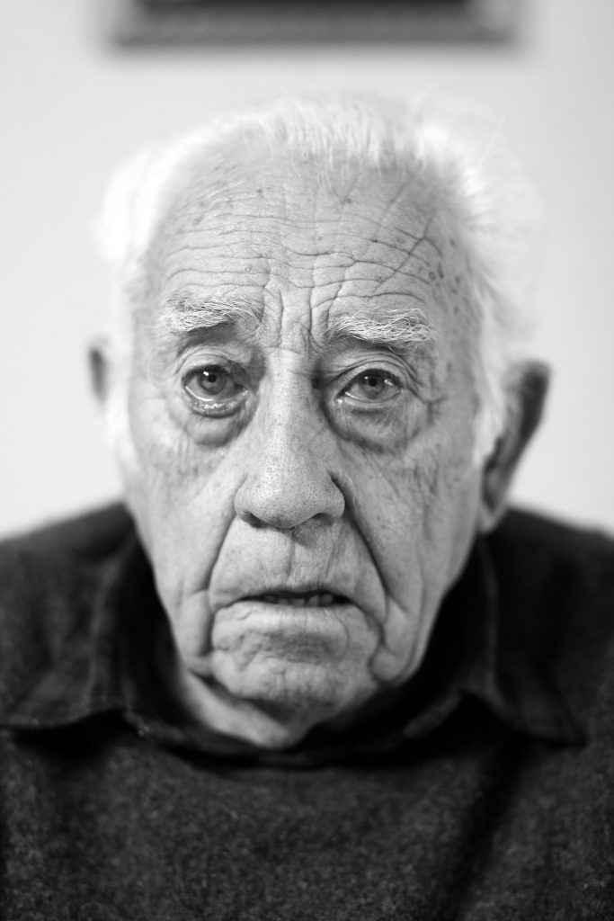  Osoby starsze są często zastraszone i nie chcą pokazywać, że padły ofiarą przemocy (fot. Pixabay.com) 